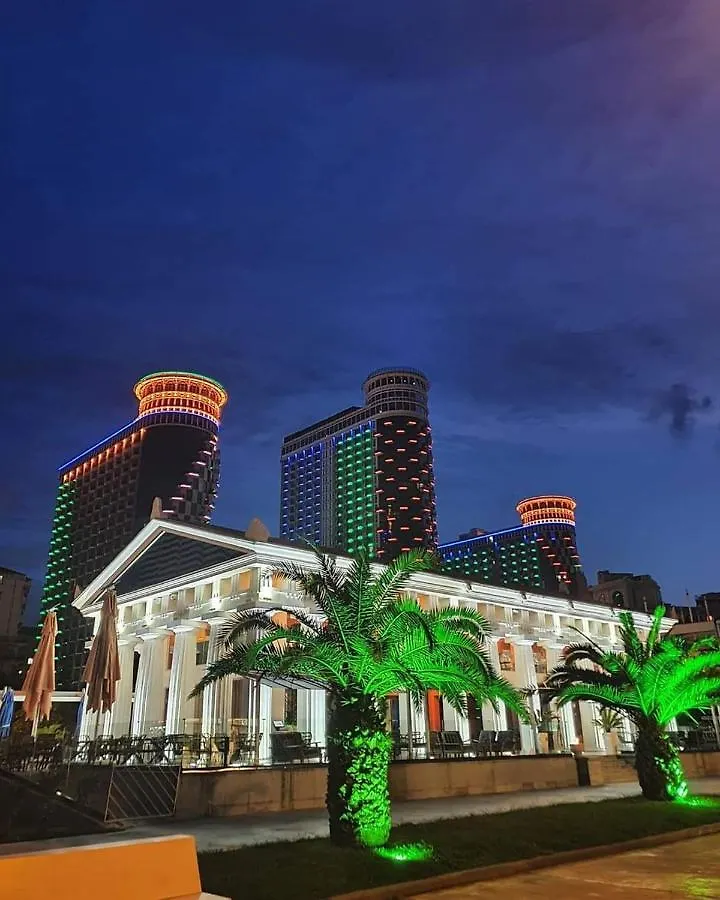 Sun City Apartment Batumi